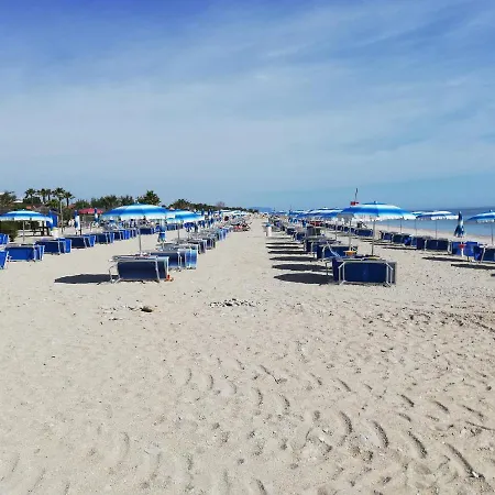 La Dimora Di Lola * Porto SantʼElpidio